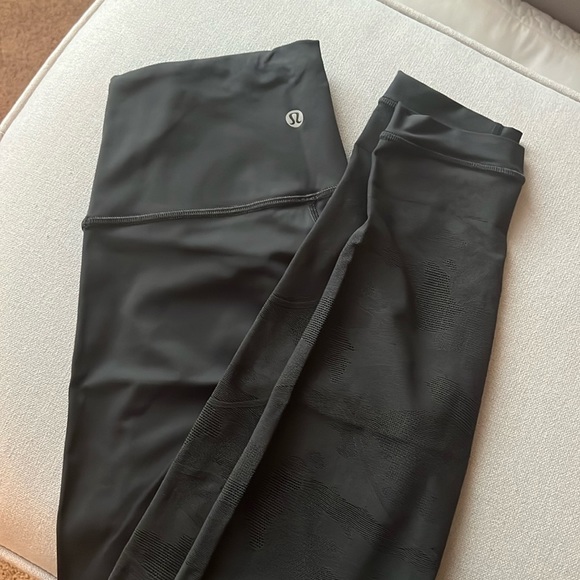 Lululemon High Rise Leggings - Picture 1 of 4